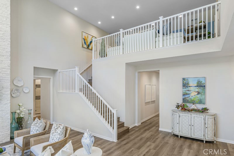 6556 Canyon Oaks Drive