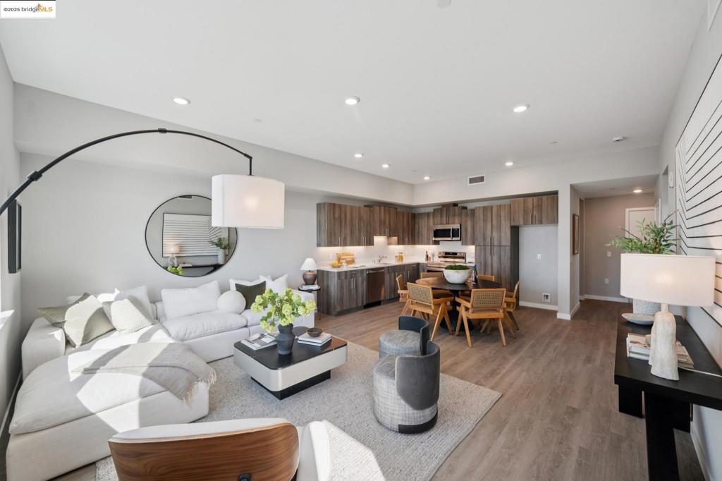 WEST OAKLAND - Residential