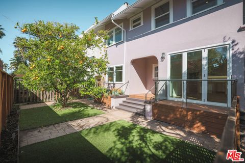 Photo of 31 Breeze Avenue #A, Venice, CA 90291 (MLS # 26839211)