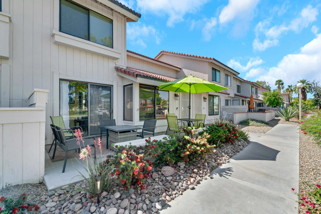 6025 Arroyo Road 7
