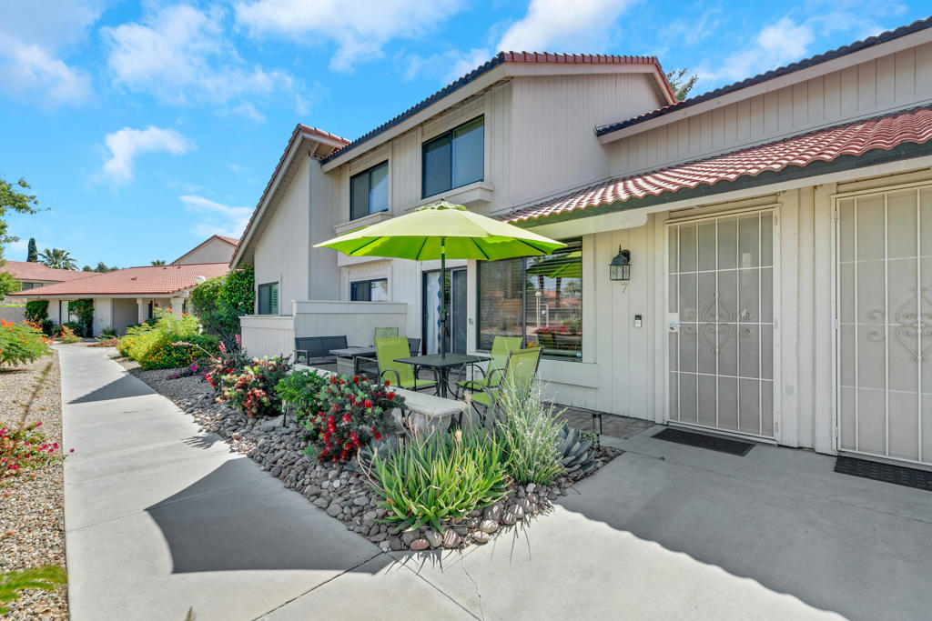 6025 Arroyo Road 7