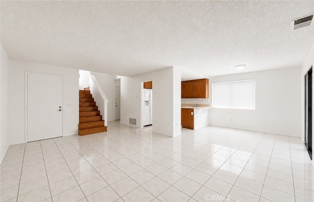 9051 BIOLA Lane
