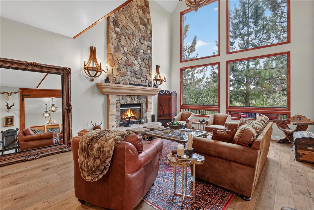27779 West Shore