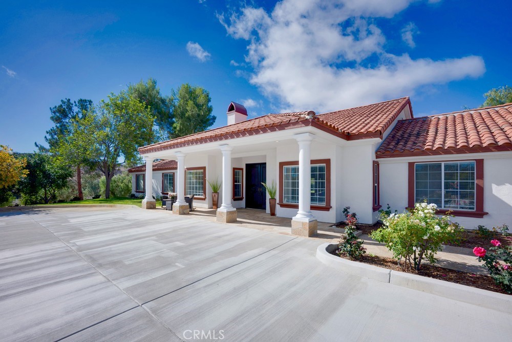 39555 Avenida Bonita