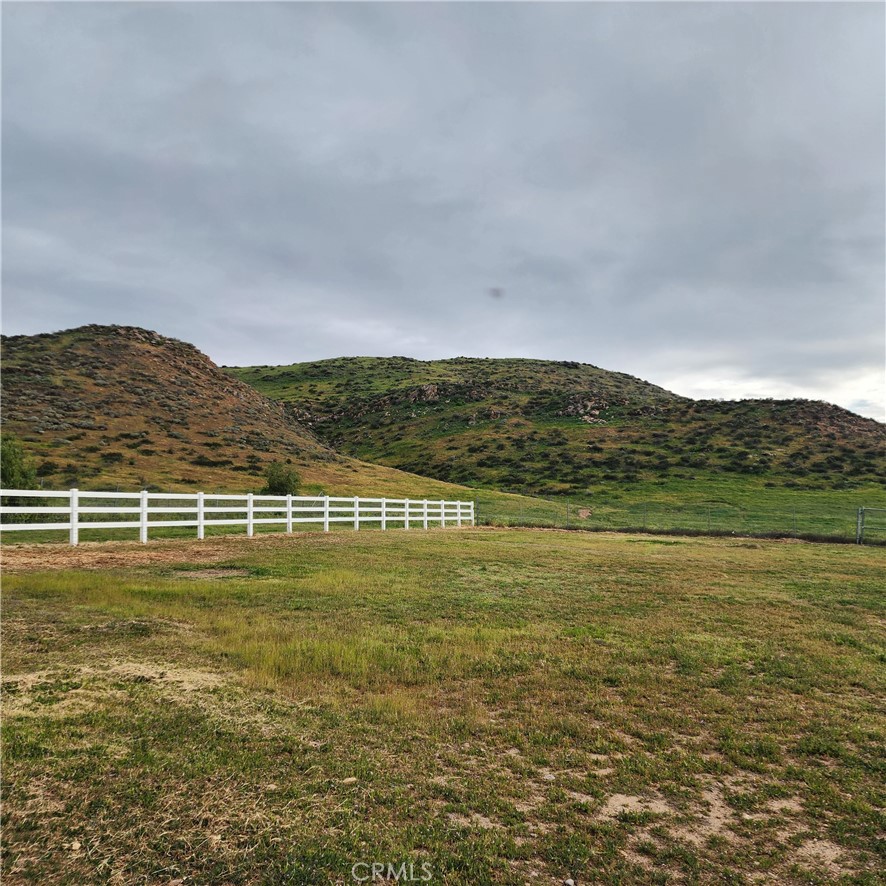 Properties 4 32974 Grand