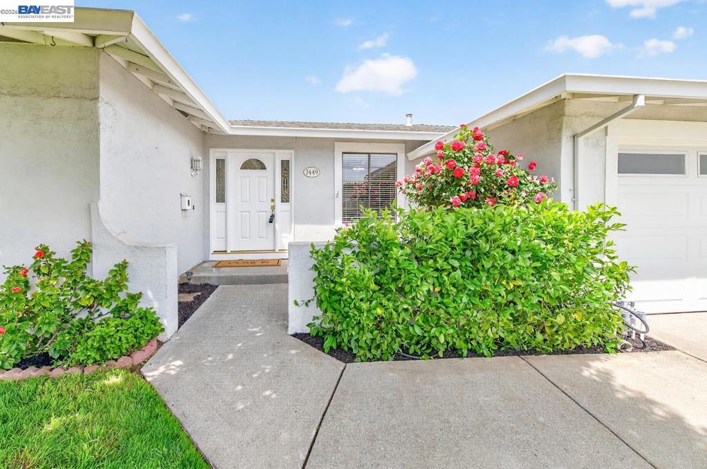 7449 Muirwood Ct