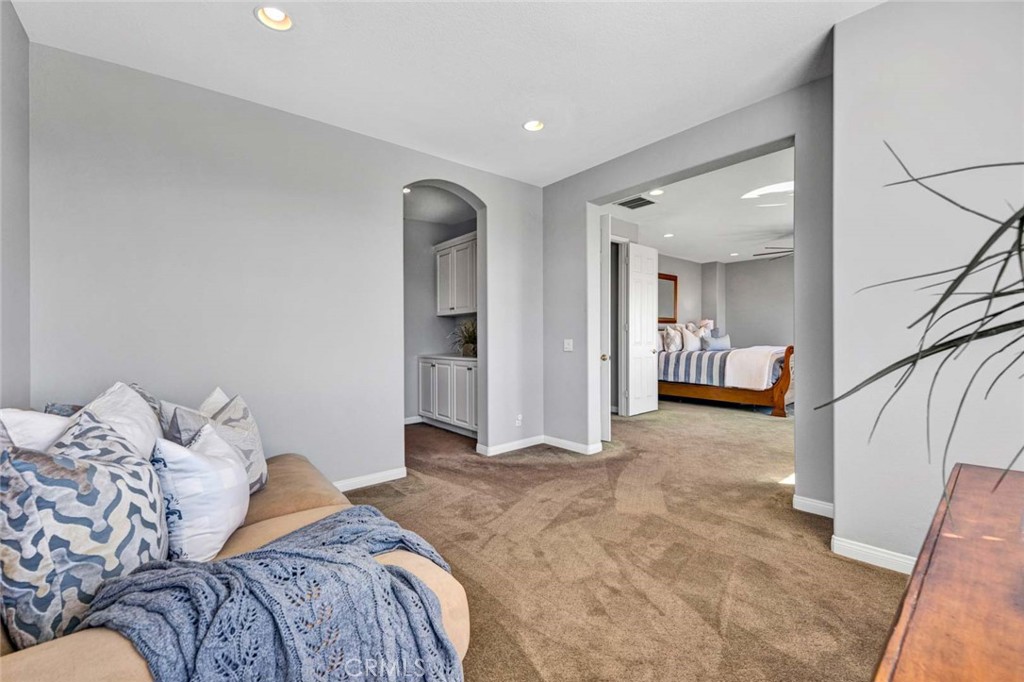 Villa Ridge (VLRG) - Residential