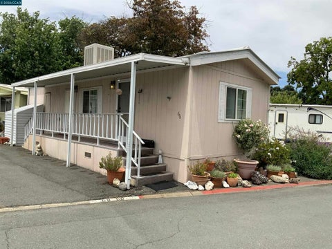 Photo of 66 The Trees Dr. DR, Concord, CA 94518 (MLS # 41137535)