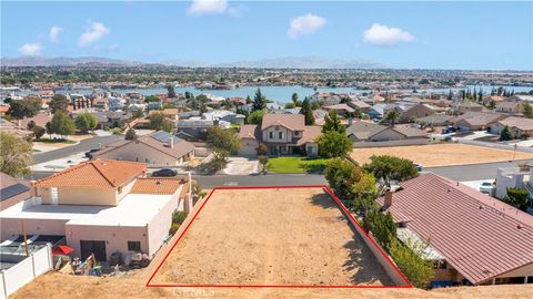 Photo of 13570 Chinquapin Dr Dr, Victorville, CA 92395 (MLS # HD25213632)