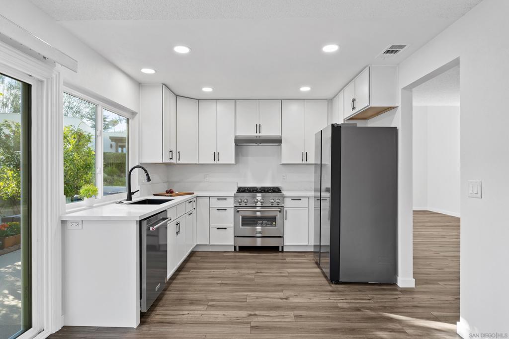 16407 Caminito Vecinos 155