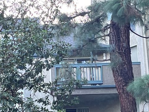 Photo of 1445 Brett, San Pedro, CA 90732 (MLS # DW25251662) Photo of 1445 Brett, San Pedro, CA 90732 (MLS # DW25251662)