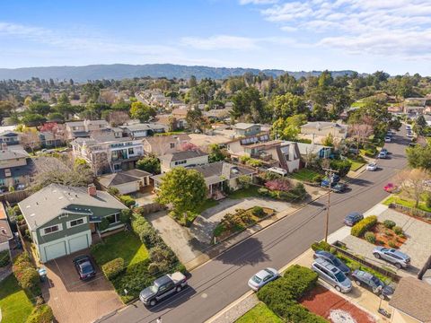 Photo of 2725 Belmont Canyon Road, Belmont, CA 94002 (MLS # ML82048206)
