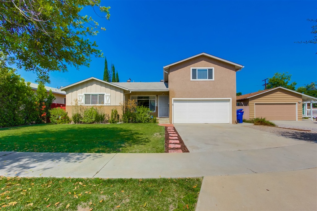 Wonderful 3bd 2ba home located in a quiet and private cul-de-sac location. You'll appreciate the large (approximate 21x18) family room with a free standing wood burning stove. Beautiful refinished hardwood floors in LR & DR. New 4 Ton Central A/C & Gas furnace. Upgraded 200 amp electrical service. New LG stainless steel oven & dishwasher. Warm & inviting living room. Newer carpeting in BR's, FM. Backyard bliss! The lush green landscaped backyard is perfect for entertaining. Neighborhoods: El Cajon Equipment: Garage Door Opener, Range/Oven Other Fees: 0 Sewer: Sewer Connected Topography: LL