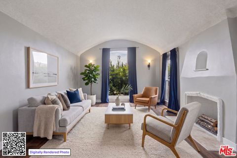 Photo of 2850 Potomac Avenue, Los Angeles, CA 90016 (MLS # 26827917)