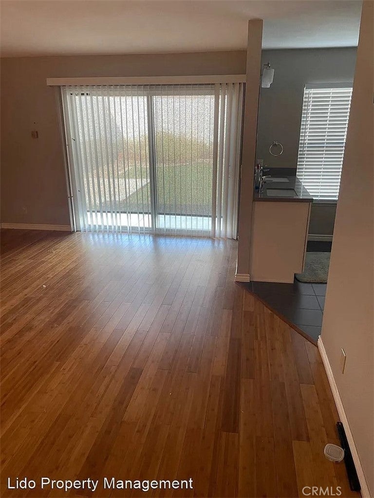 227 N Sweetwater