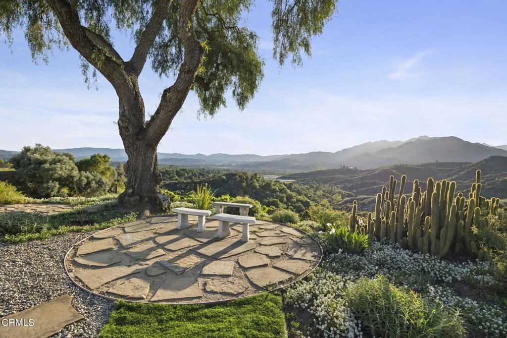 Ojai, California 93023, United States, 4 Bedrooms Bedrooms, ,3 BathroomsBathrooms,Residential,Active,104793
