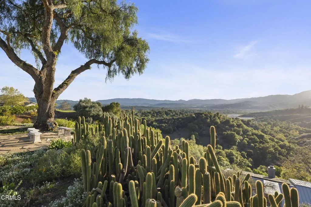 Ojai, California 93023, United States, 4 Bedrooms Bedrooms, ,3 BathroomsBathrooms,Residential,Active,104793
