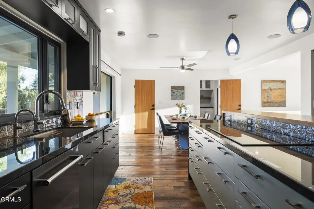 Ojai, California 93023, United States, 4 Bedrooms Bedrooms, ,3 BathroomsBathrooms,Residential,Active,104793