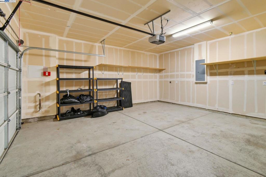 FAIRFIELD - Residential