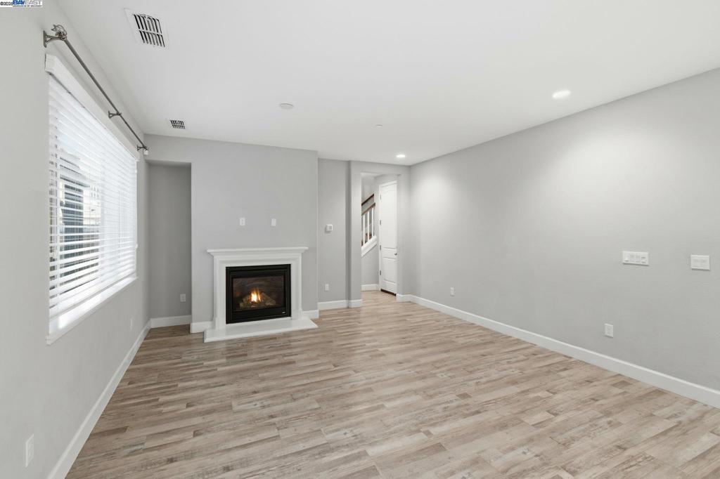 FAIRFIELD - Residential