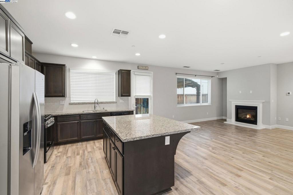 FAIRFIELD - Residential