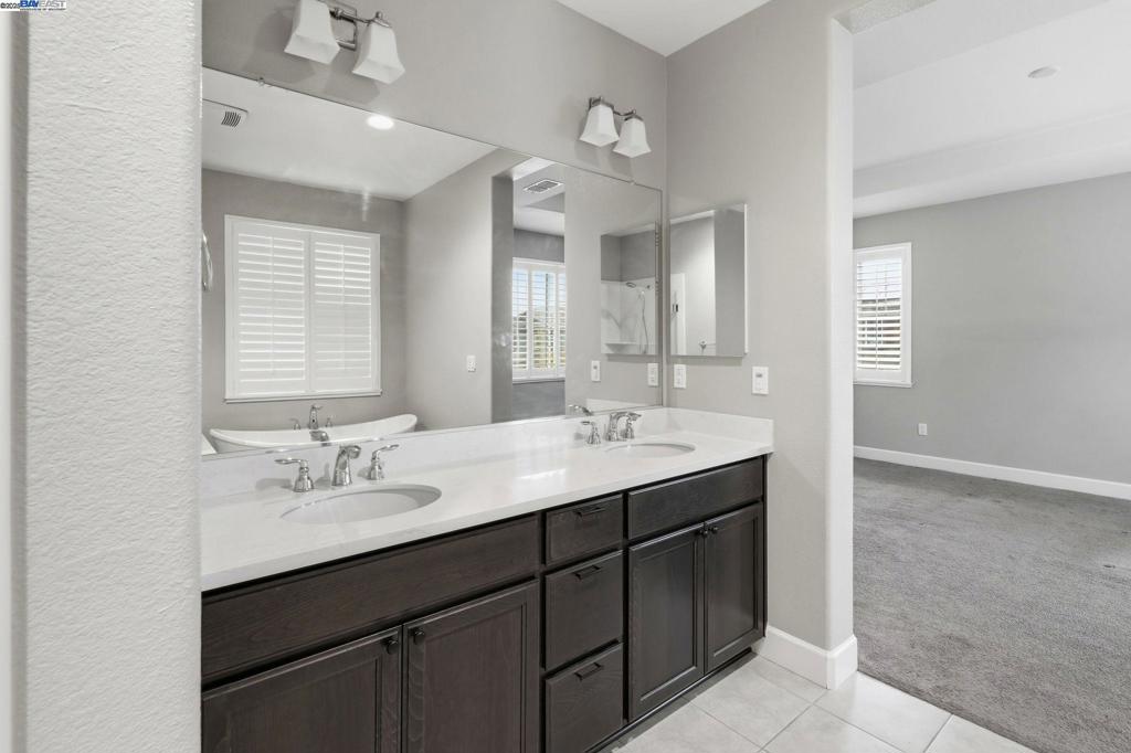 FAIRFIELD - Residential