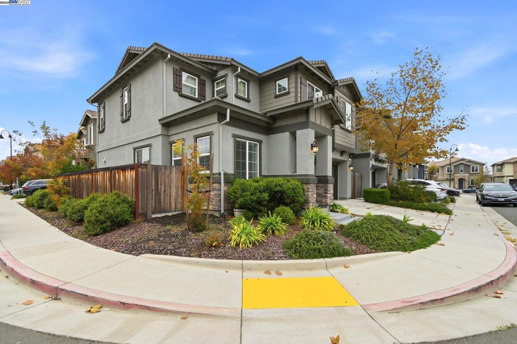 FAIRFIELD - Residential