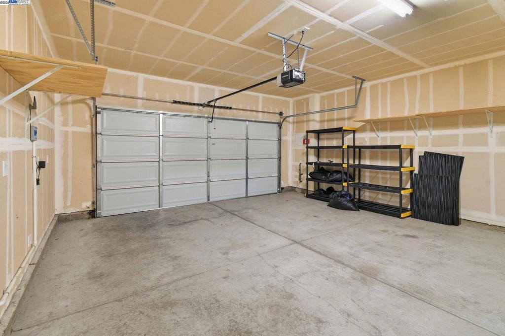 FAIRFIELD - Residential