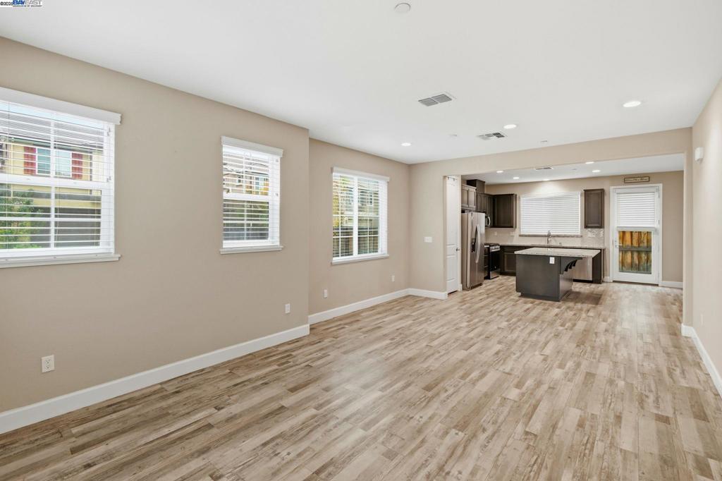 FAIRFIELD - Residential