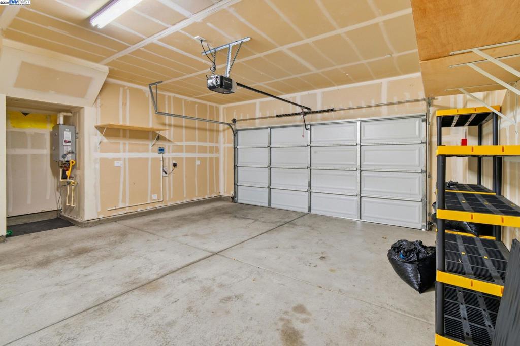 FAIRFIELD - Residential