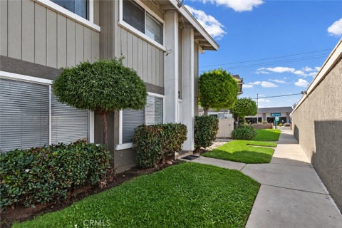 Photo of 413 E Park AVE, Santa Maria, CA 93454 (MLS # PI26223719)