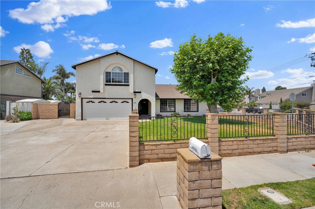 692 N Rancho Santiago Boulevard