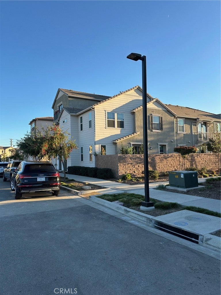1703 Almond Tree PL