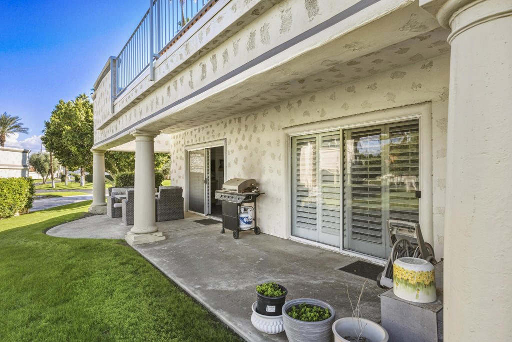 Desert Falls C.C. - Residential Lease