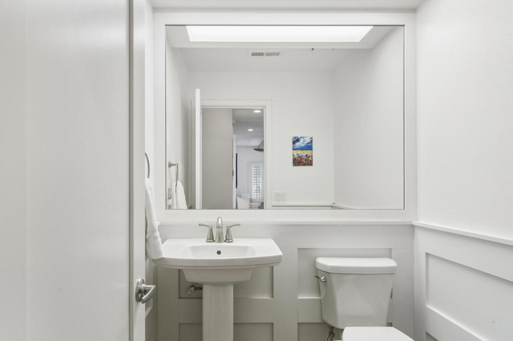 Desert Falls C.C. - Residential Lease