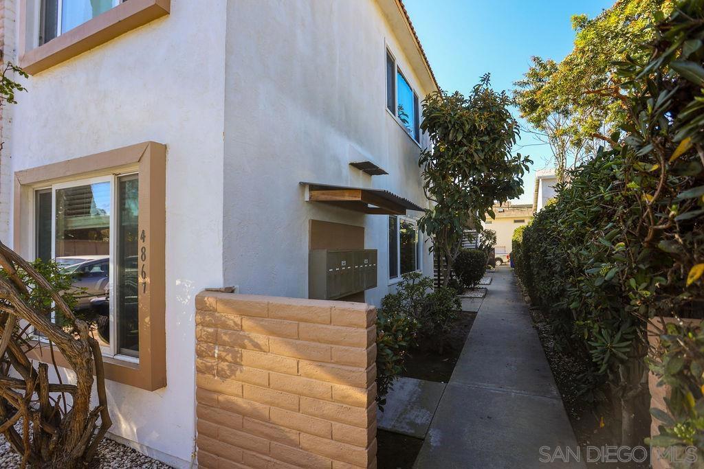 4867 Santa Cruz