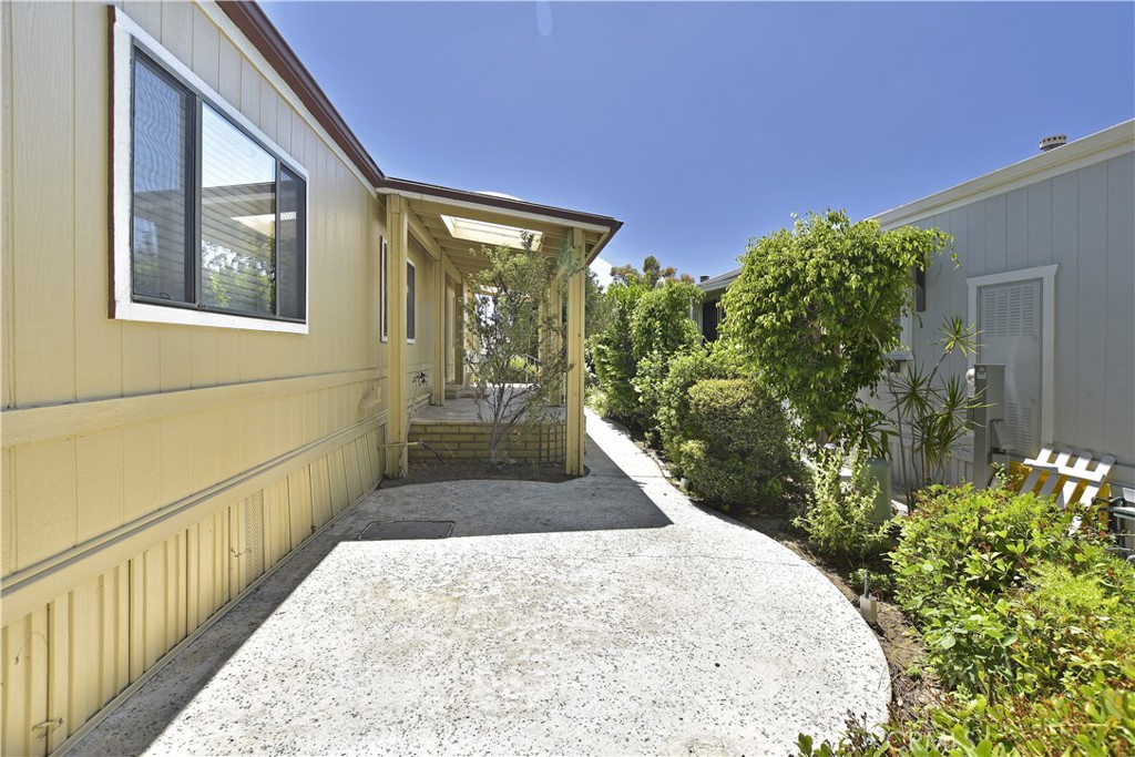 5200 Irvine 254