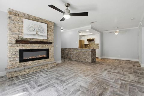 Photo of 1091 Shadowridge DR #115, Vista, CA 92081 (MLS # 260012323SD)