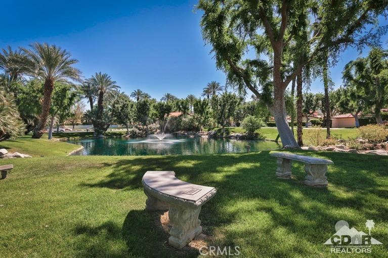 Los Lagos - Residential