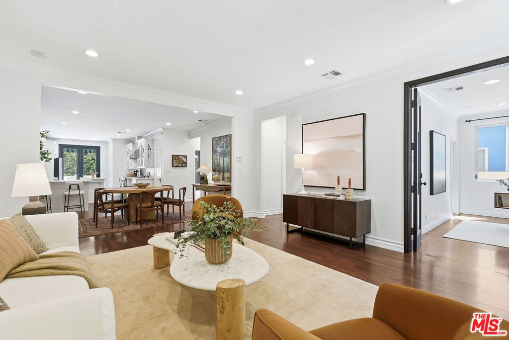 8727 Bonner Drive