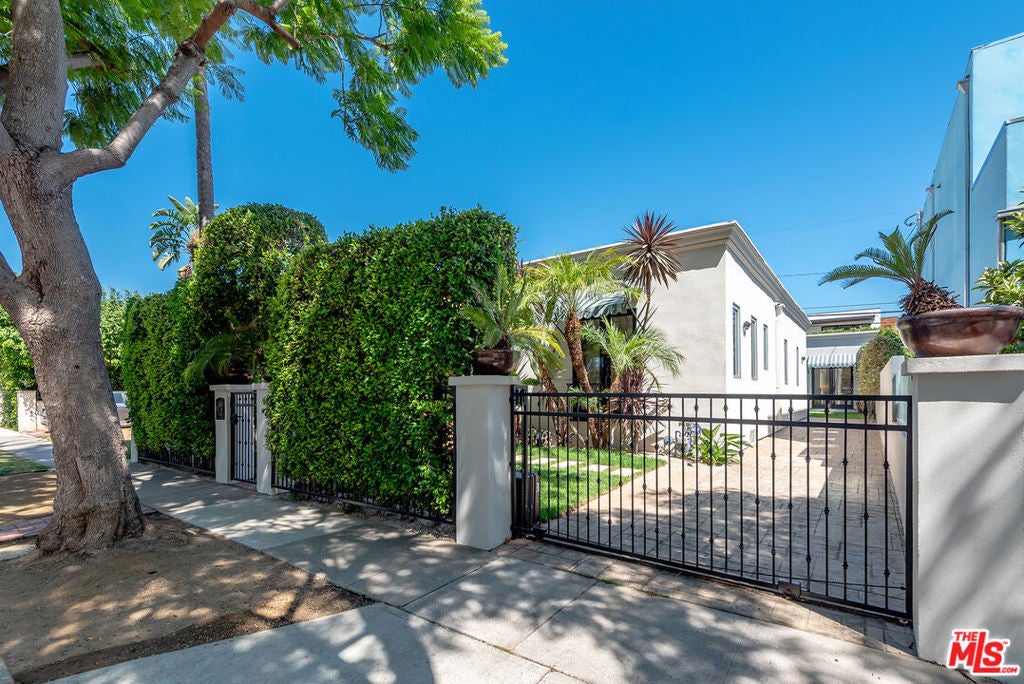 8727 Bonner Drive