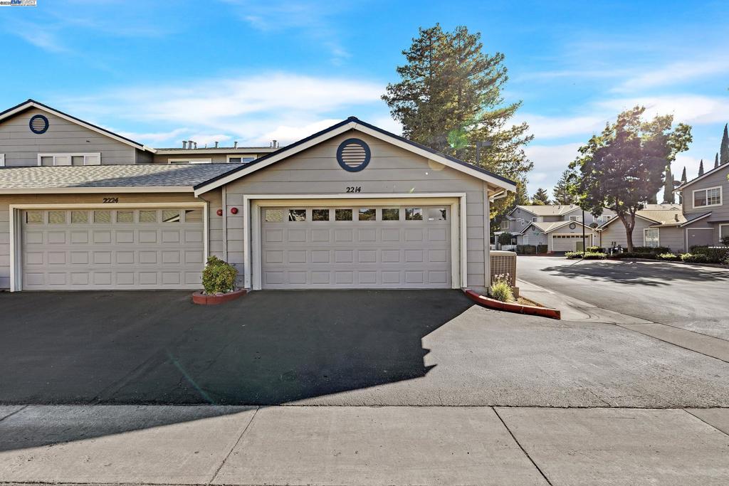 SUMMERGATE - Residential
