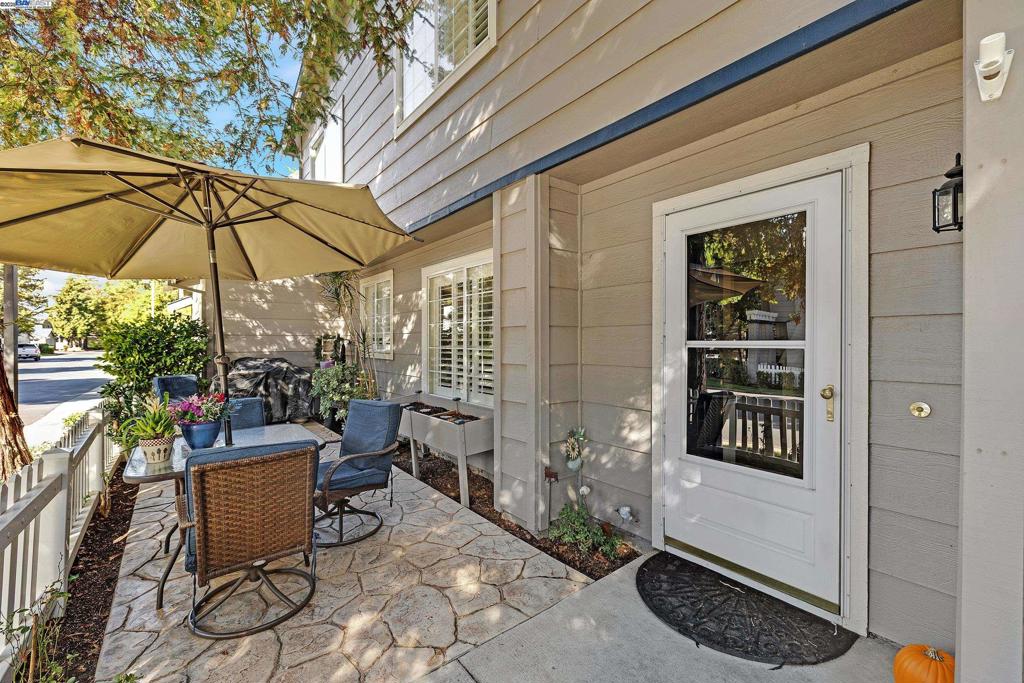 SUMMERGATE - Residential