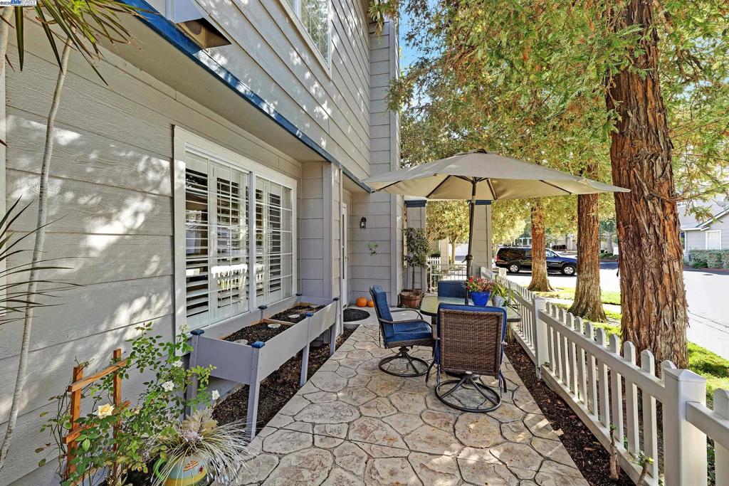 SUMMERGATE - Residential