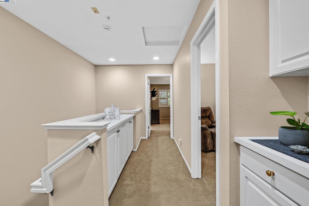 SUMMERGATE - Residential