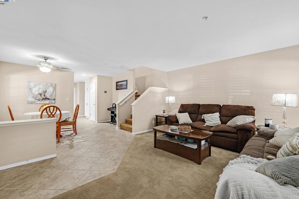 SUMMERGATE - Residential