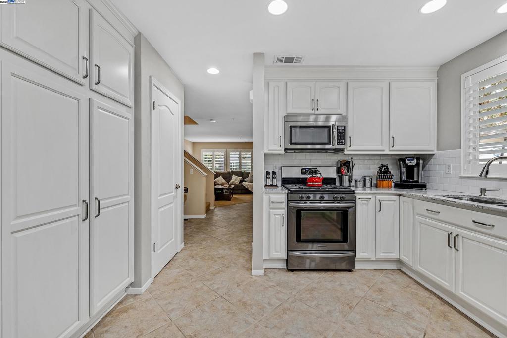 SUMMERGATE - Residential