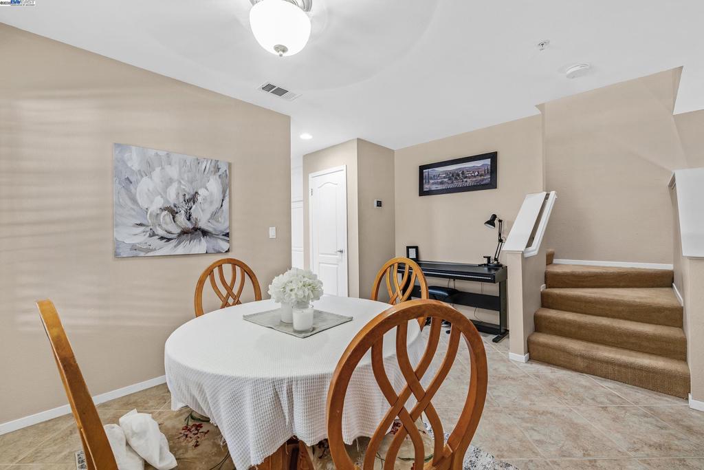 SUMMERGATE - Residential