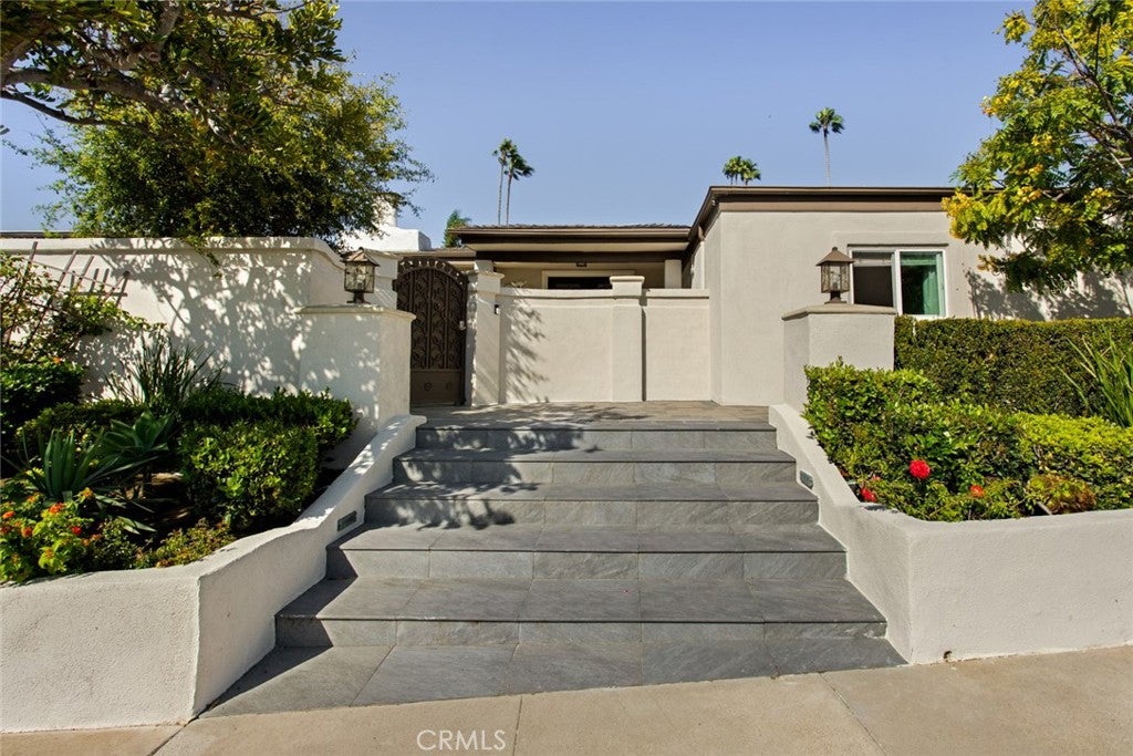 32702 Seven Seas Drive