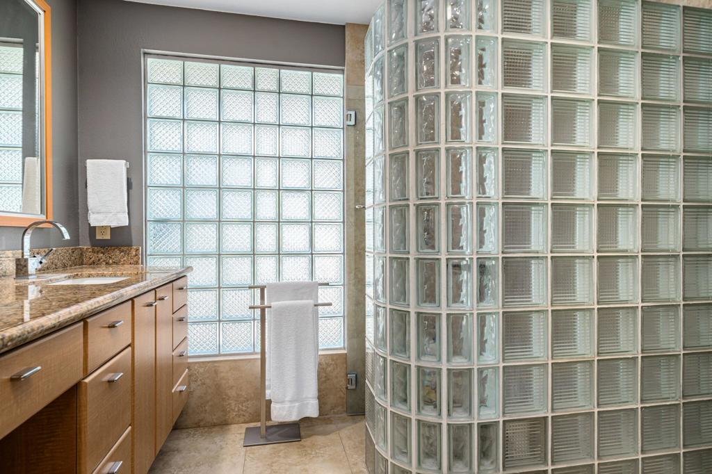 Presidential Estates - Residential Lease